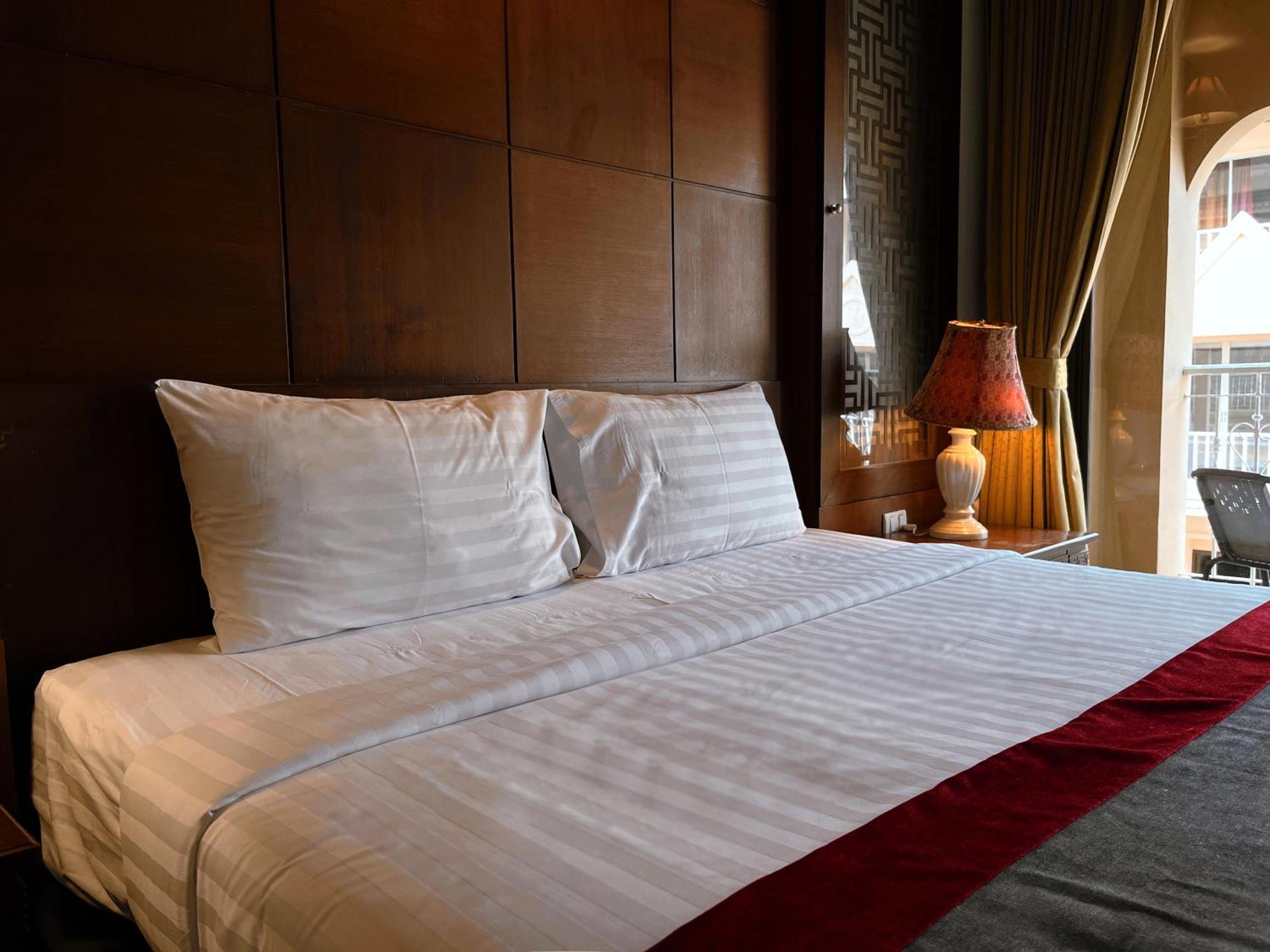 Grand Orlov Apart Hotel Patong Zewnętrze zdjęcie